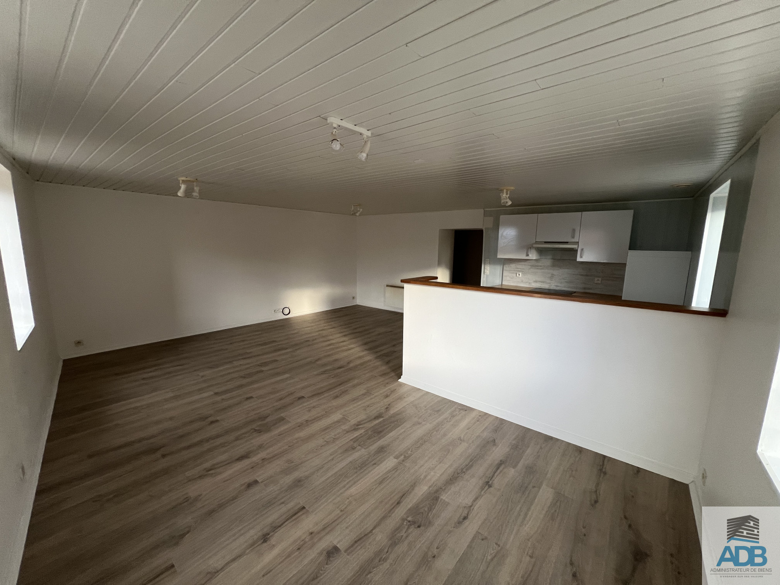 Image_, Appartement, Cordelle, ref :4174la
