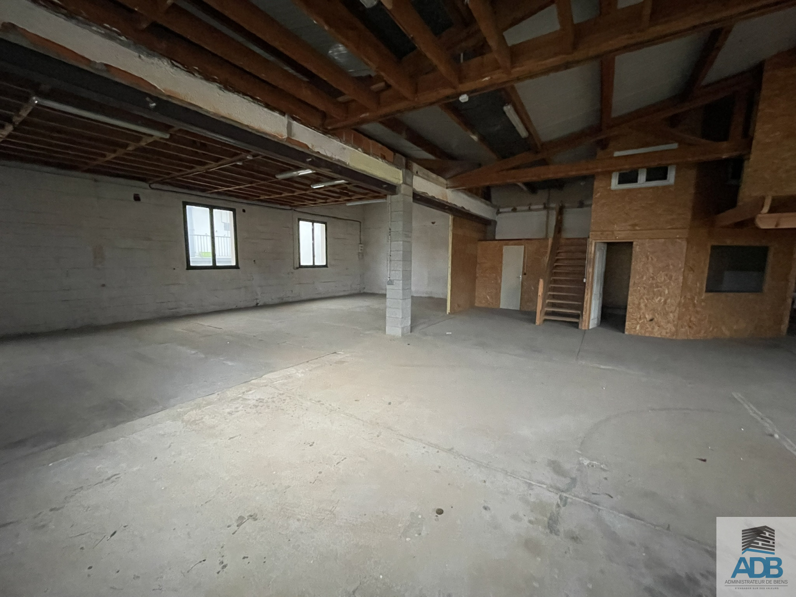 Image_, Local commercial, Roanne, ref :LCO30004830
