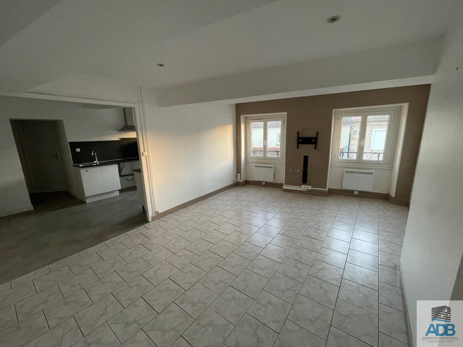 Image_, Appartement, Saint-Symphorien-de-Lay, ref :LAP50004659