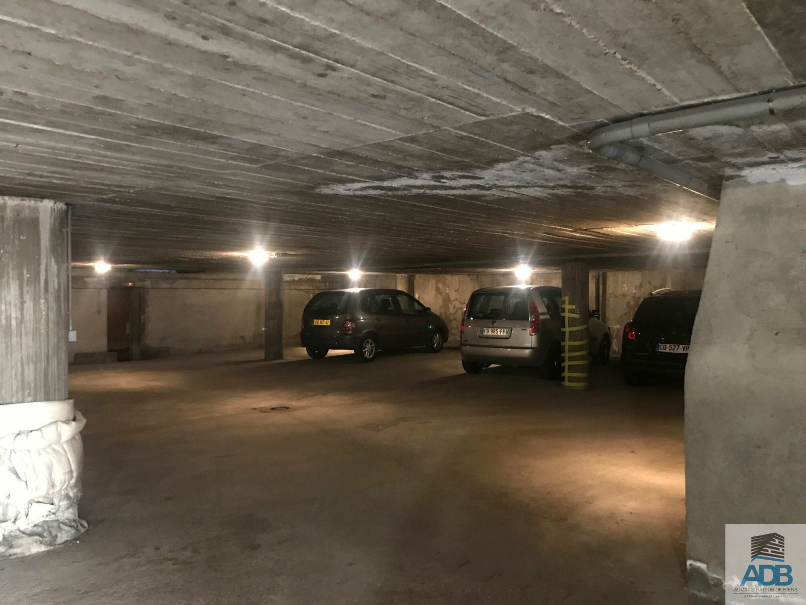 Image_, Parking, Roanne, ref :LPA210004322