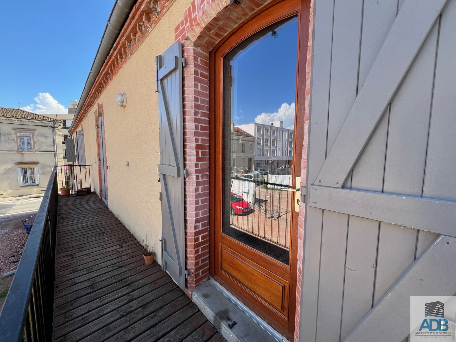 Image_, Studio, Roanne, ref :LAP210004364