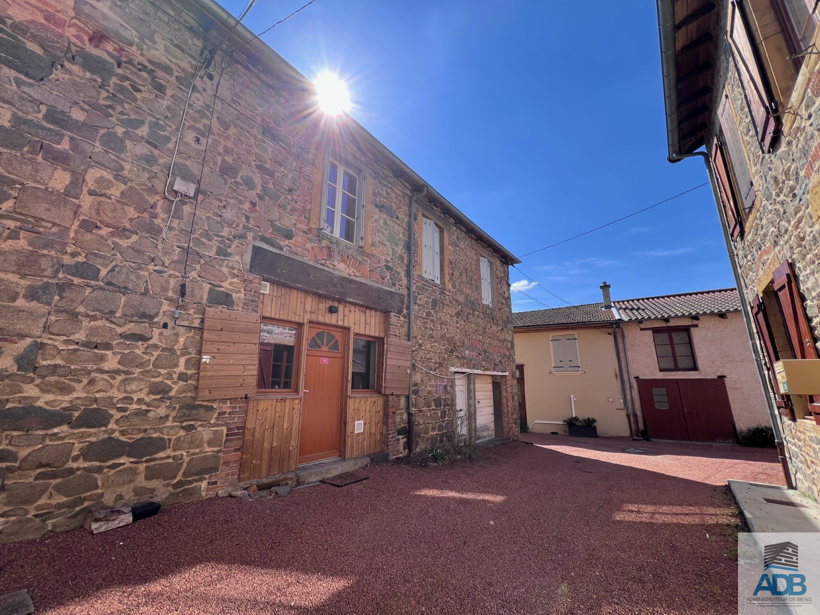 Image_, Appartement, Saint-Symphorien-de-Lay, ref :LAP40005194