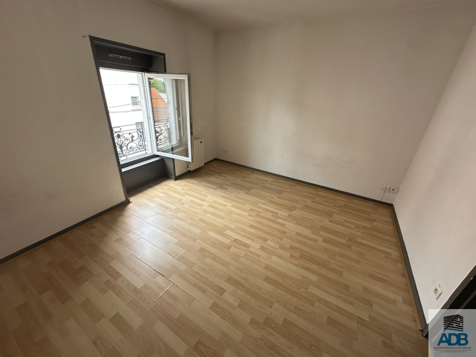 Image_, Appartement, Roanne, ref :LAP50005106