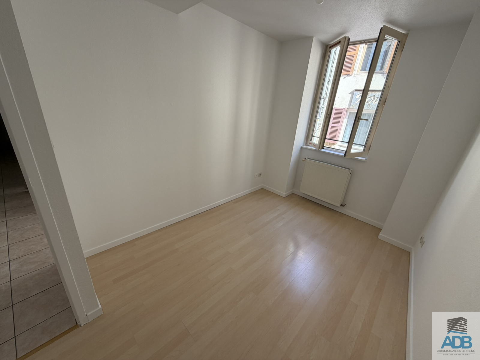 Image_, Maison de village, Perreux, ref :LMA210004431