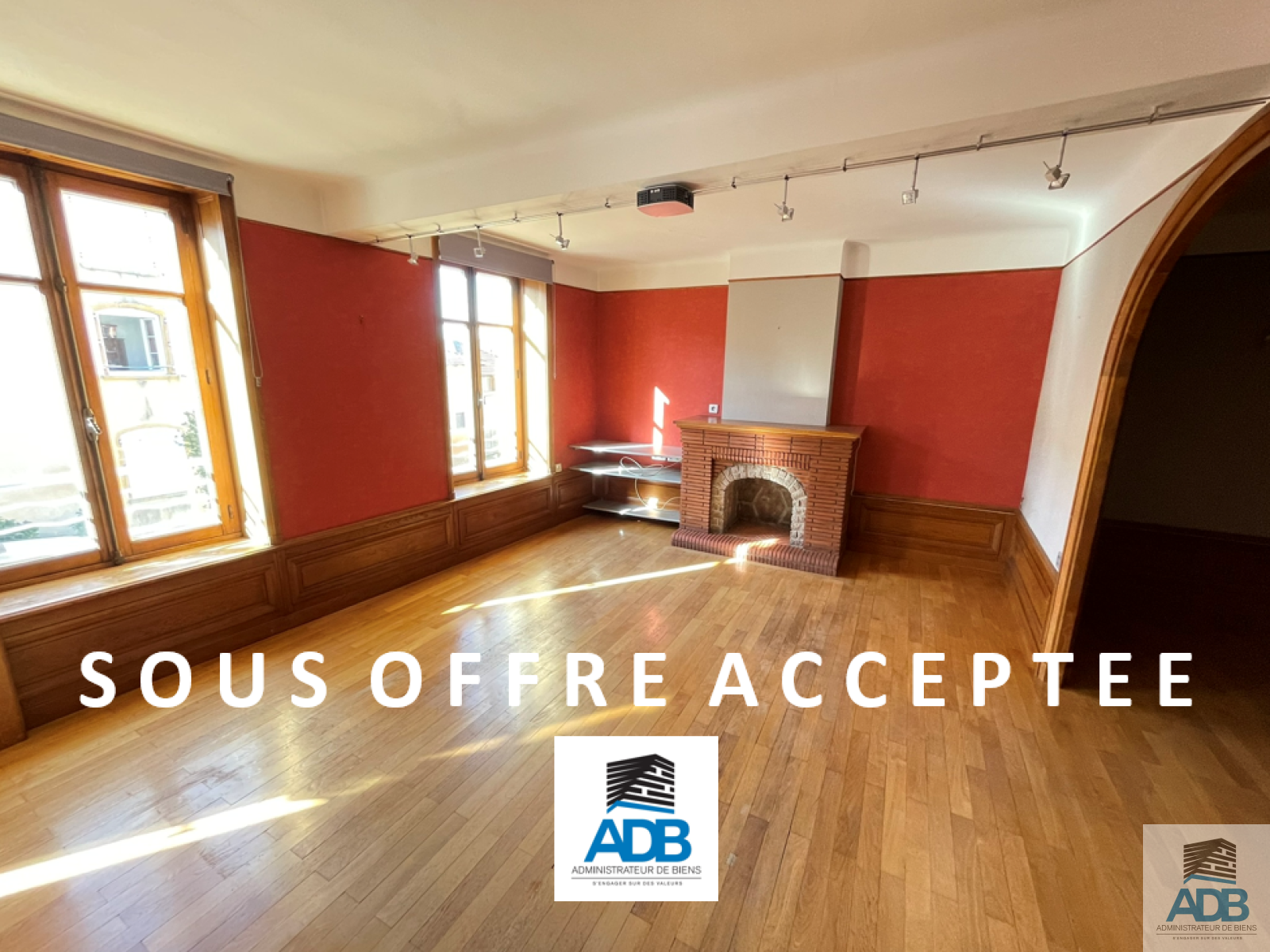 Image_, Maison, Saint-Symphorien-de-Lay, ref :VMA50005182