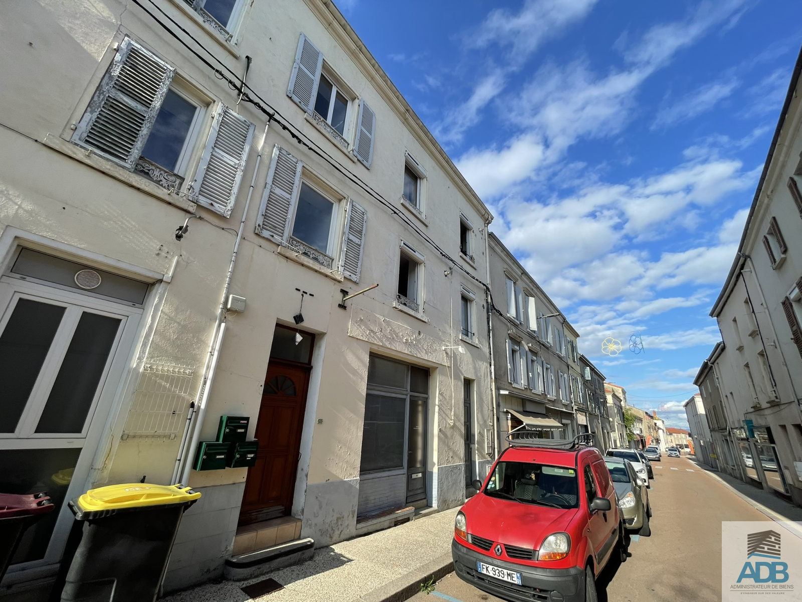 Image_, Local commercial, Renaison, ref :LCO30005134