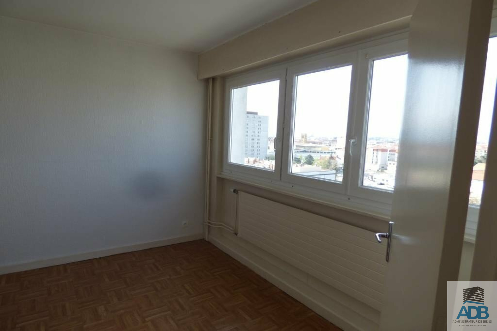 Image_, Appartement, Roanne, ref :LAP60003114