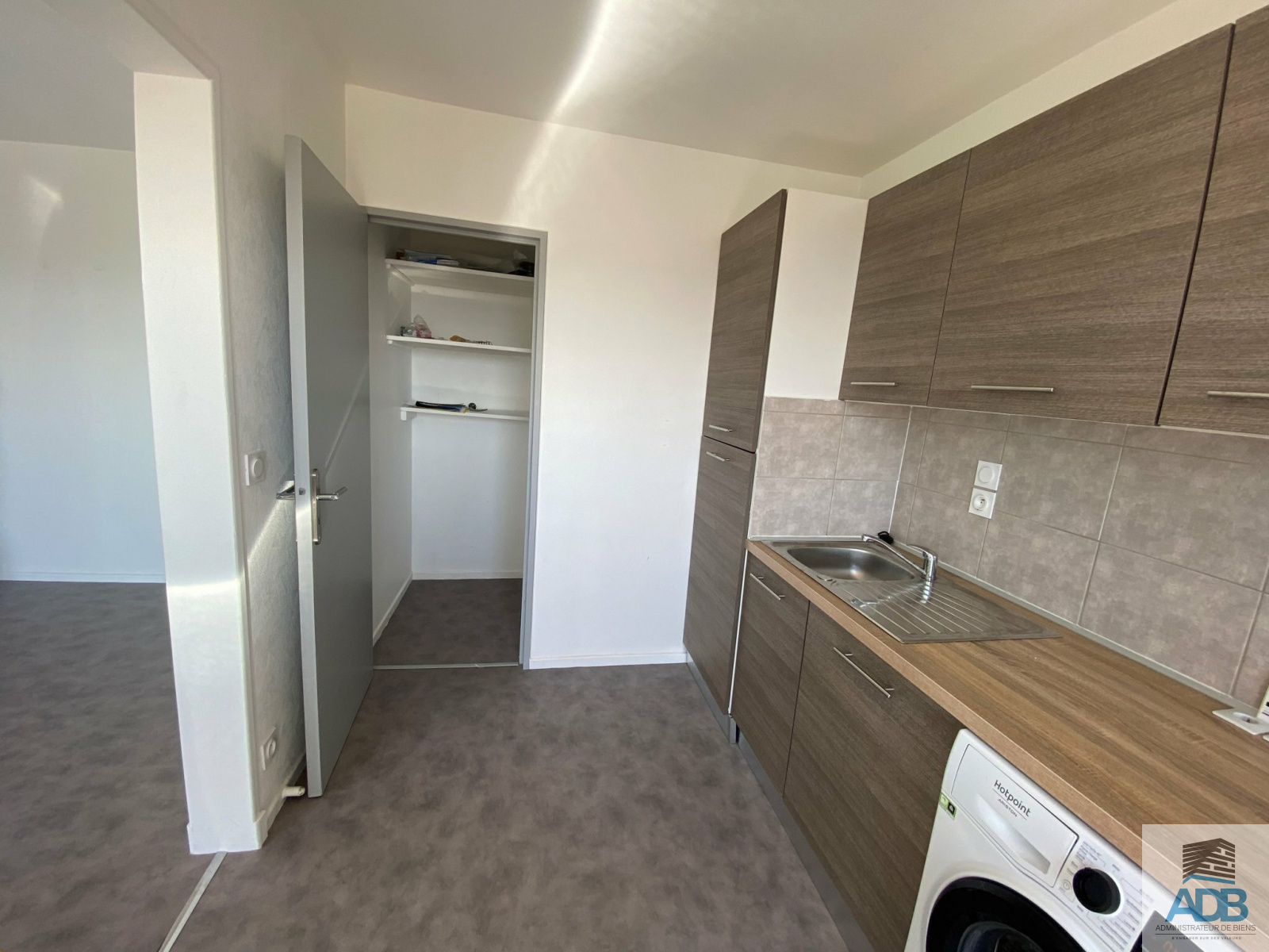 Image_, Appartement, Roanne, ref :LAP210004402