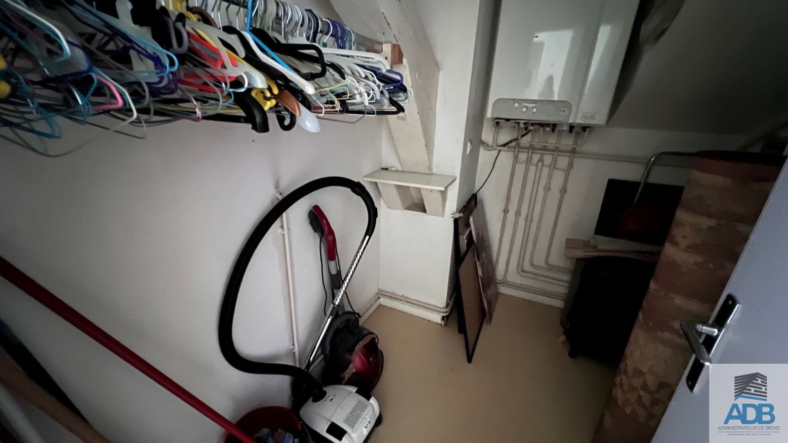 Image_, Appartement, Roanne, ref :LAP170002719