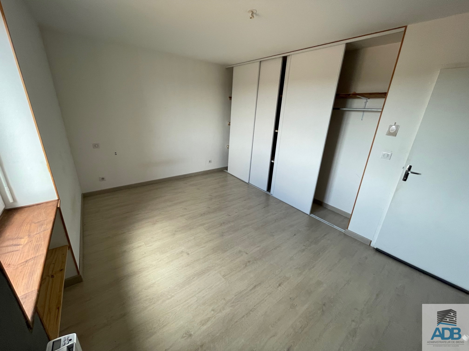 Image_, Appartement, Saint-Symphorien-de-Lay, ref :LAP40004681