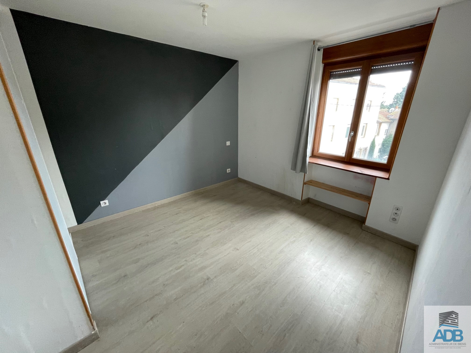 Image_, Appartement, Saint-Symphorien-de-Lay, ref :LAP40004681