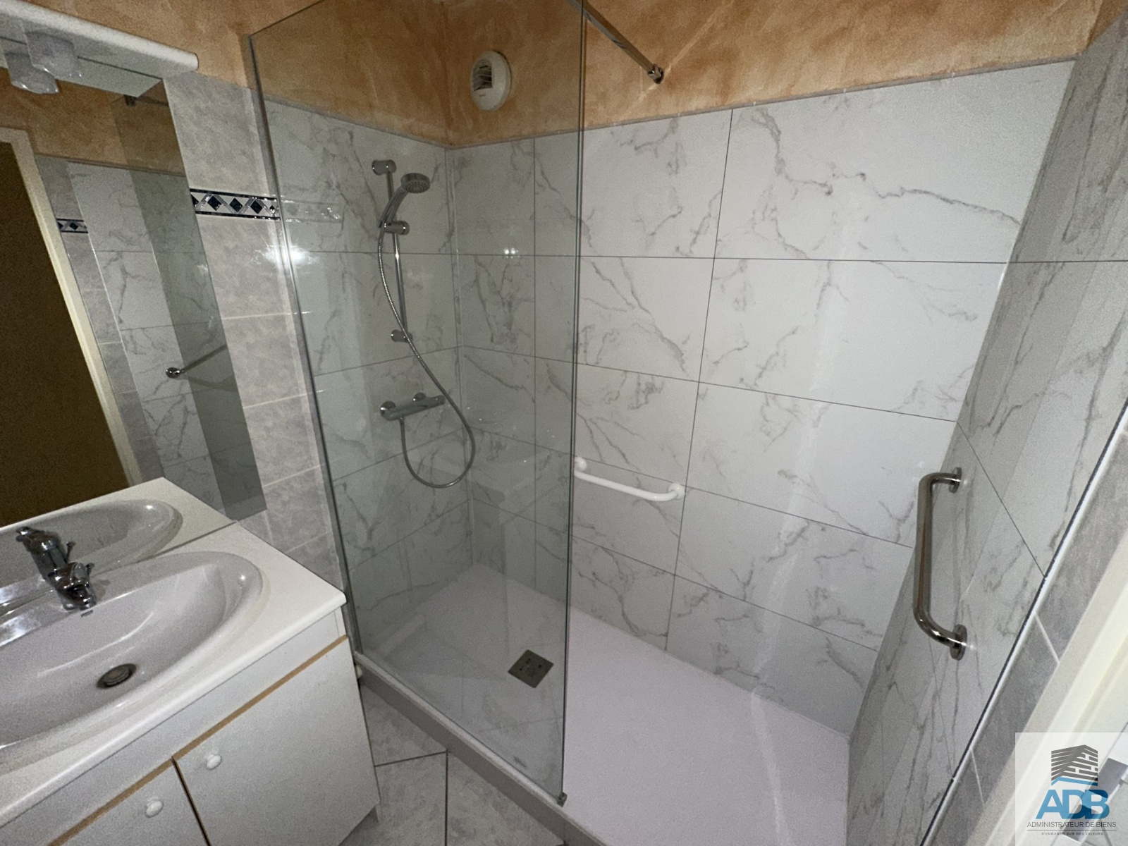 Image_, Appartement, Riorges, ref :5203la