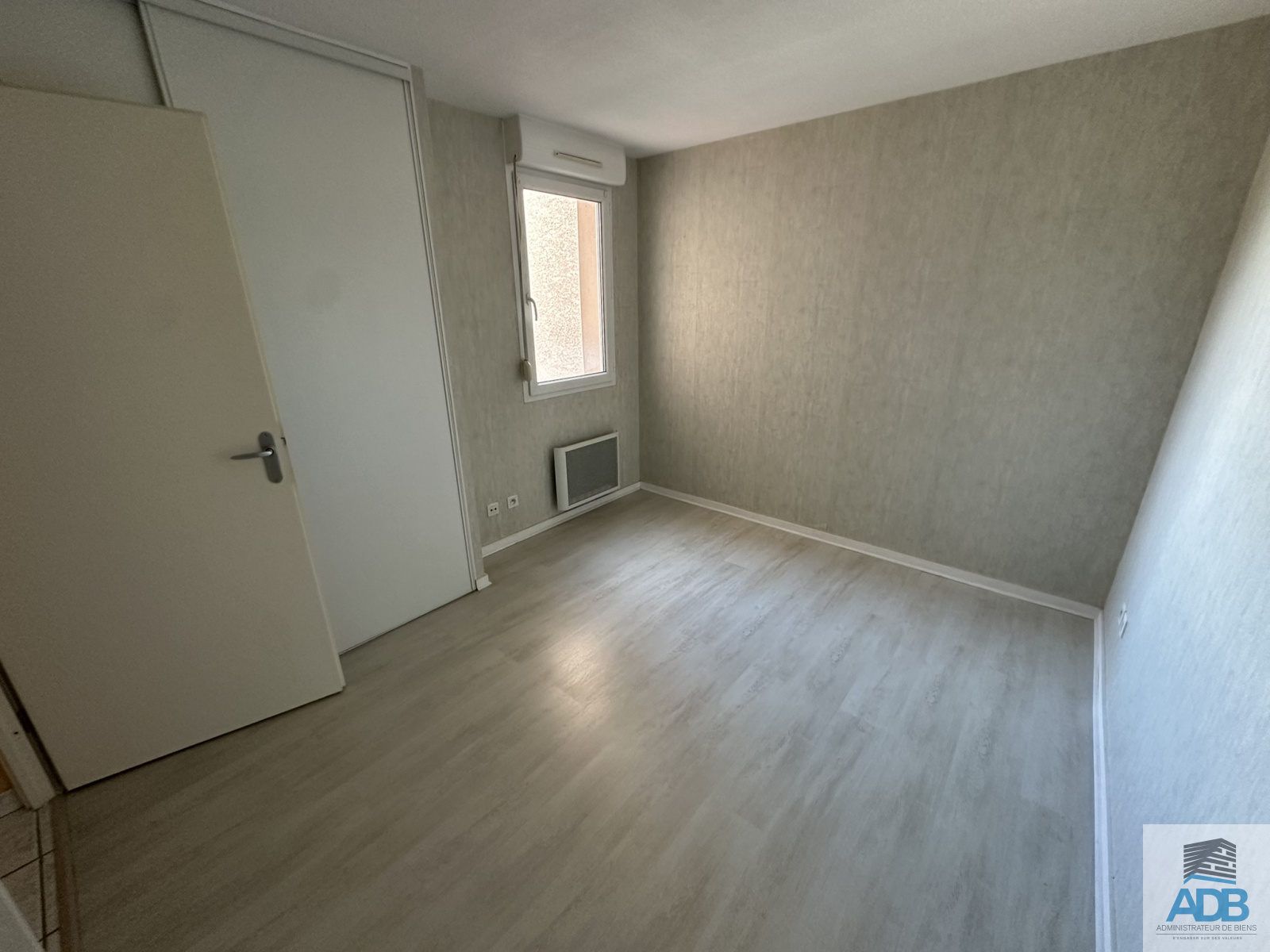 Image_, Appartement, Riorges, ref :5203la
