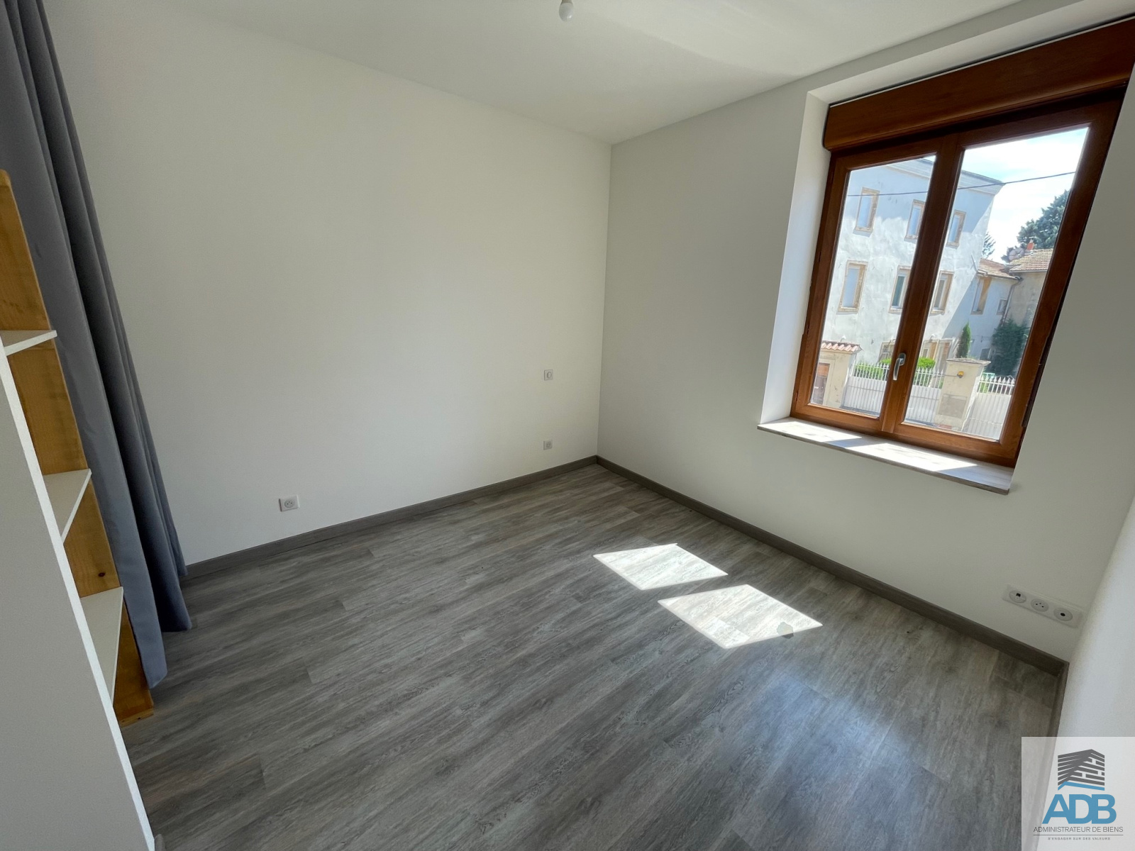 Image_, Appartement, Saint-Symphorien-de-Lay, ref :LAP40004579