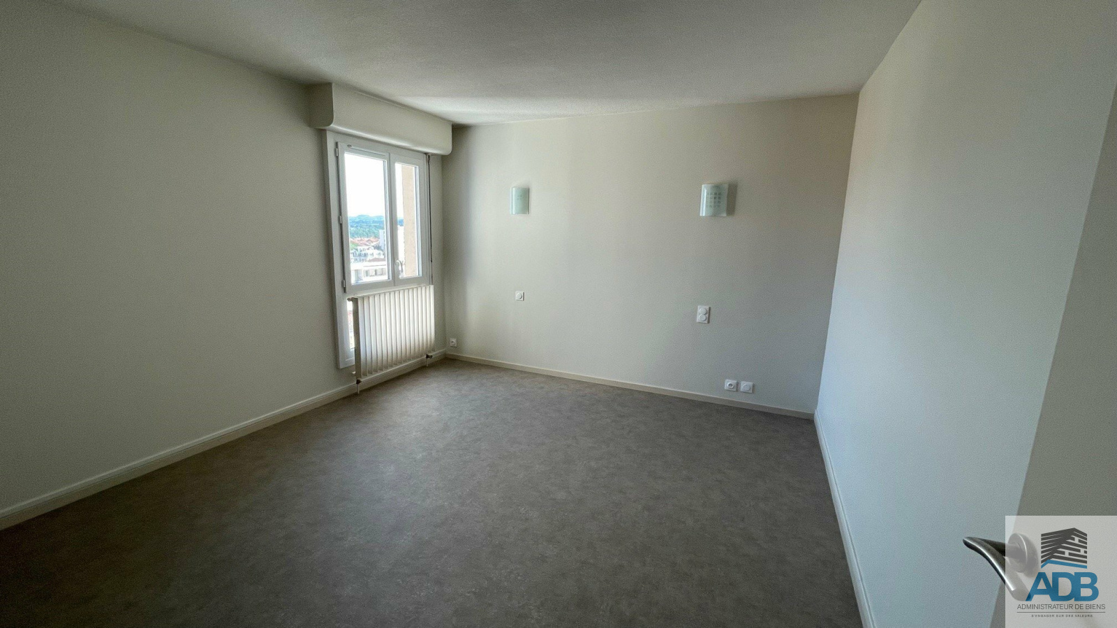 Image_, Appartement, Roanne, ref :LAP140004472