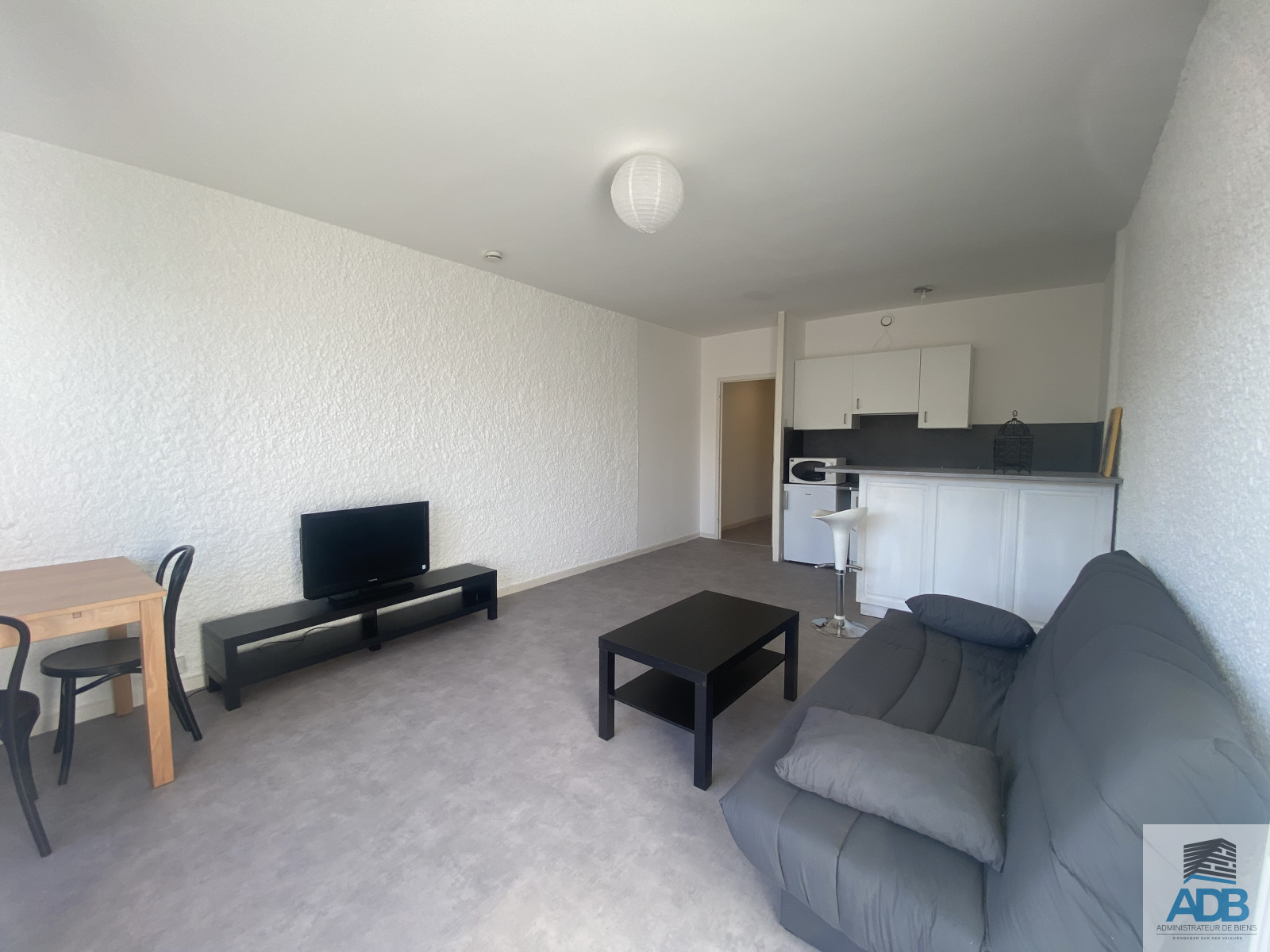 Image_, Studio, Roanne, ref :LST50004602