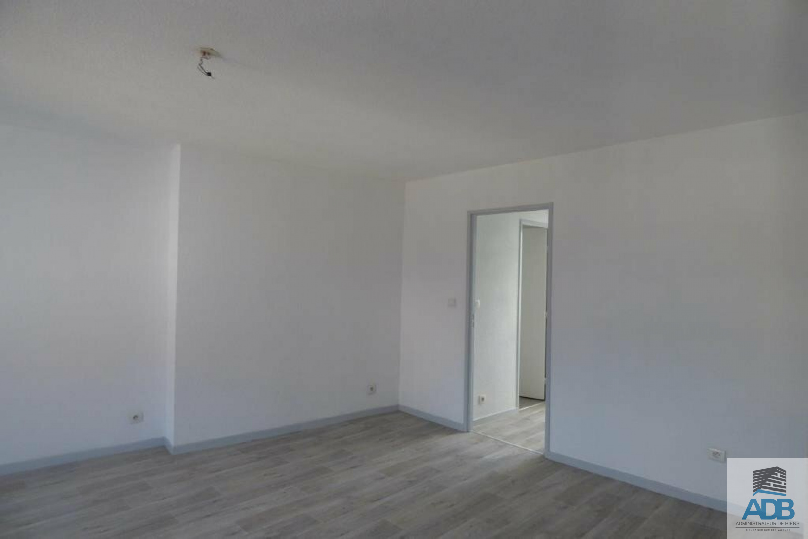 Image_, Appartement, Saint-Germain-Lespinasse, ref :4523la