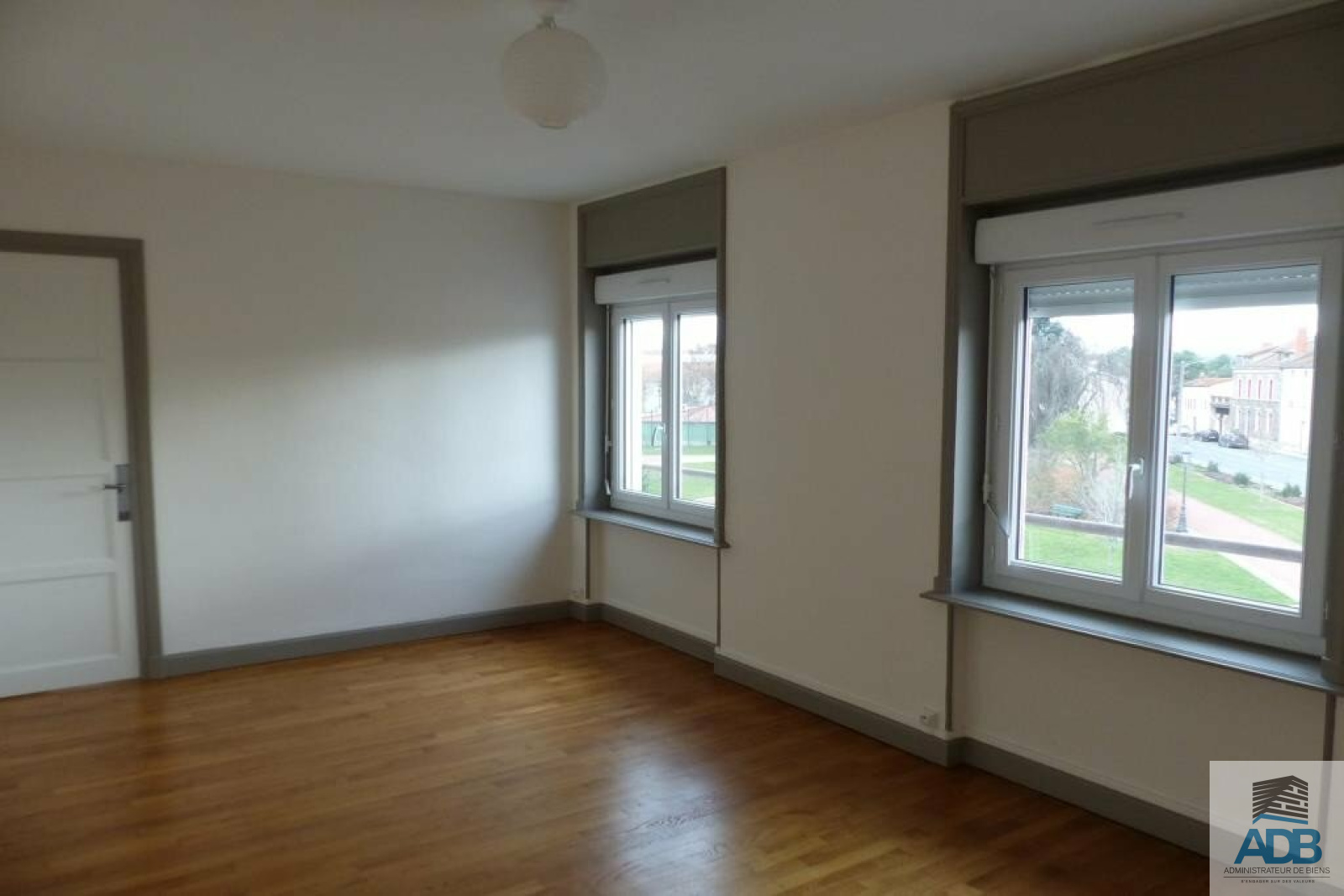Image_, Appartement, Roanne, ref :LAP140002738