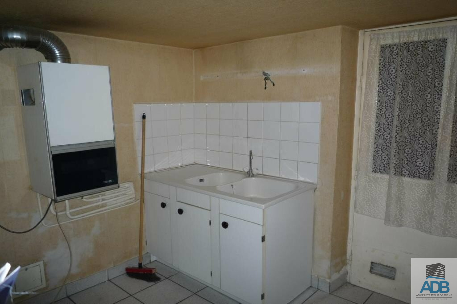 Image_, Local commercial, Roanne, ref :53lc